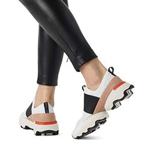 New SOREL Kinetic Impact Strap Sneaker Sea Salt Size 8